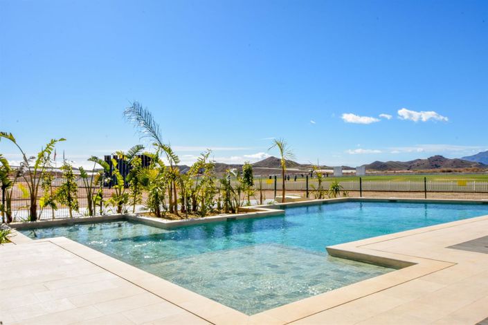 Image No.35-2 Bed Property for sale