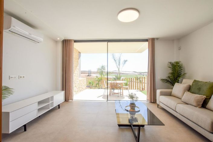 Image No.8-2 Bed Property for sale