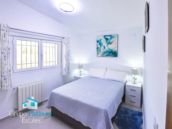 Image No.23-5 Bed Villa for sale