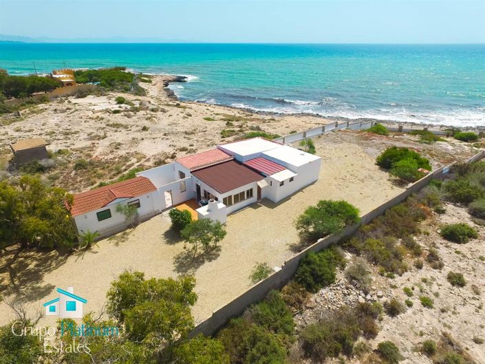Image No.1-5 Bed Villa for sale