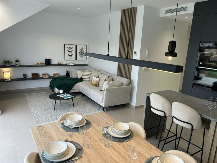 Image No.10-3 Bed Villa for sale