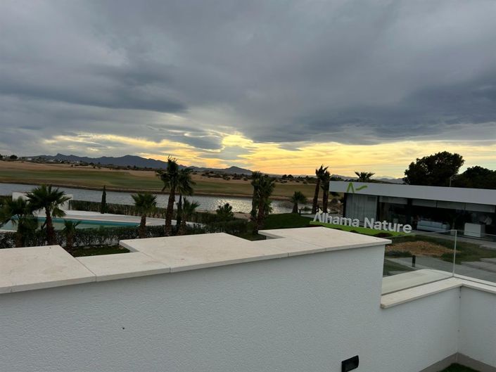 Image No.29-3 Bed Villa for sale