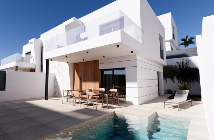 Image No.5-4 Bed Villa for sale