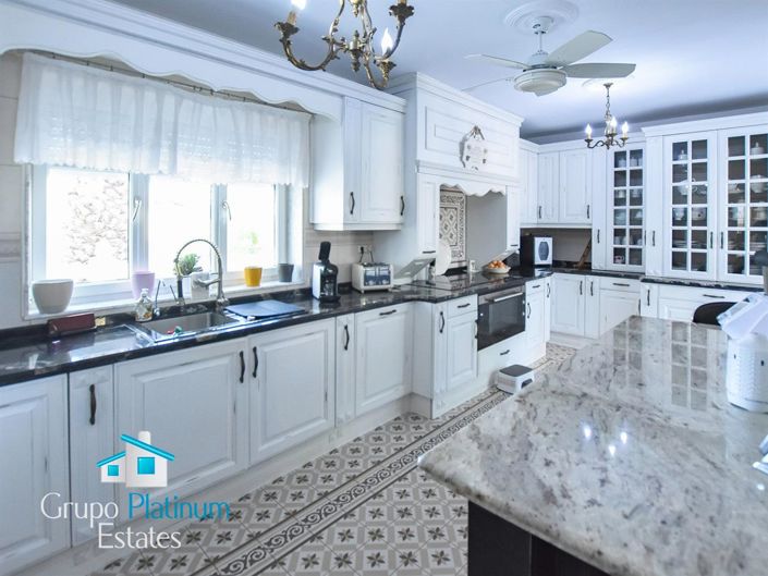 Image No.10-3 Bed Villa for sale