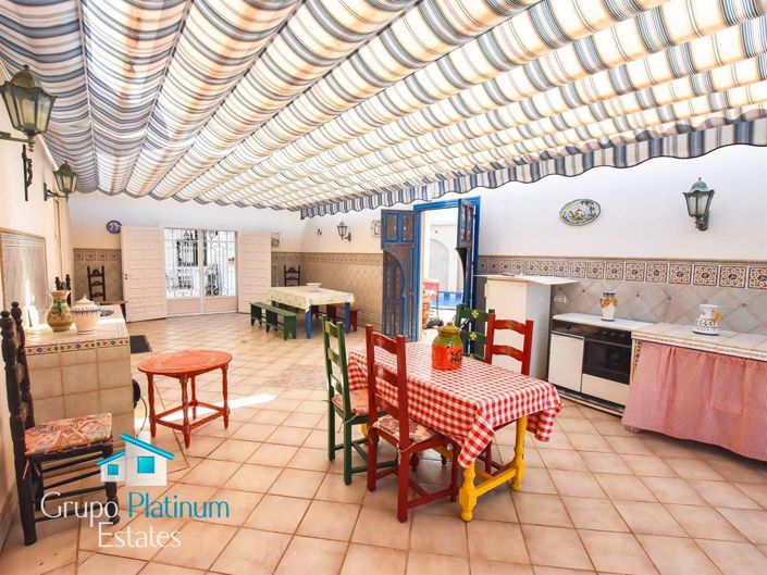 Image No.35-3 Bed Villa for sale