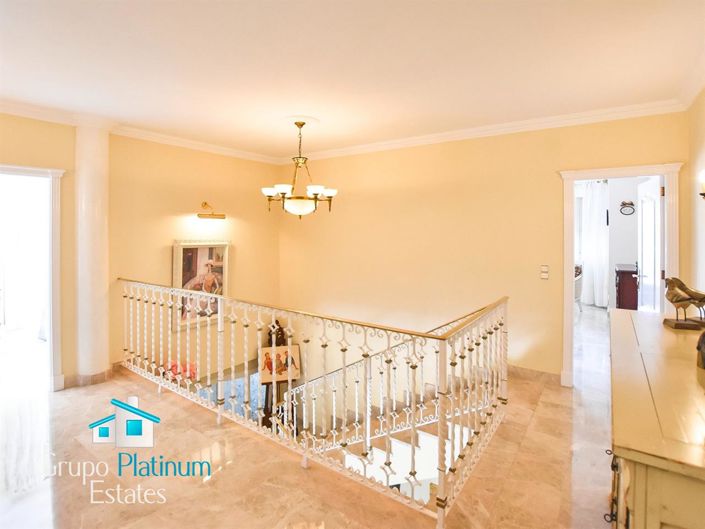 Image No.37-3 Bed Villa for sale