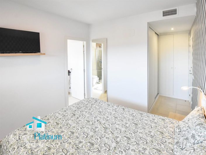 Image No.14-3 Bed Apartment for sale