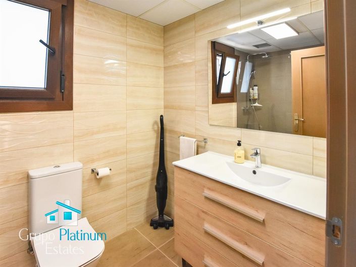 Image No.20-3 Bed Villa for sale