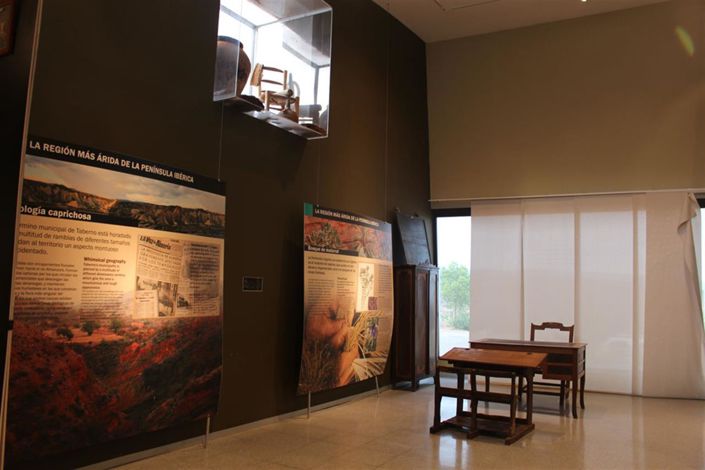 Image No.21-4 Bed Property for sale