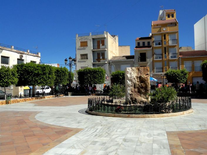 Image No.26-5 Bed Property for sale