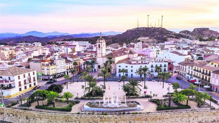 Image No.32-5 Bed Property for sale