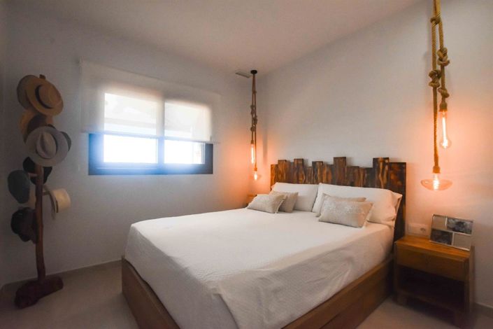 Image No.18-2 Bed Apartment for sale