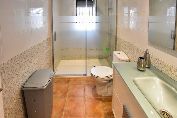 Image No.24-3 Bed Villa for sale