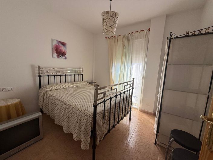 Image No.13-4 Bed Property for sale