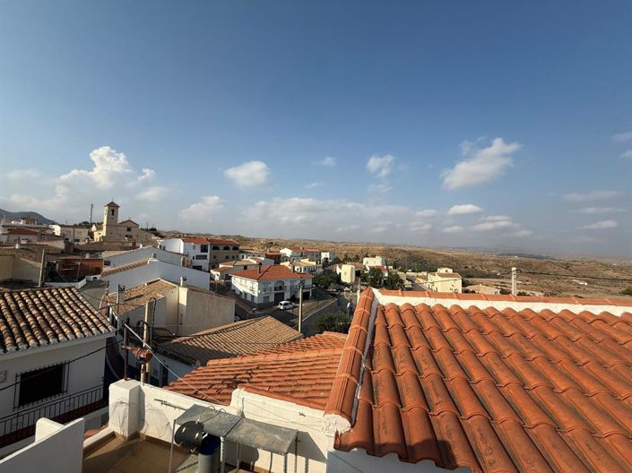 Image No.20-4 Bed Property for sale