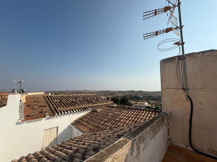 Image No.22-4 Bed Property for sale