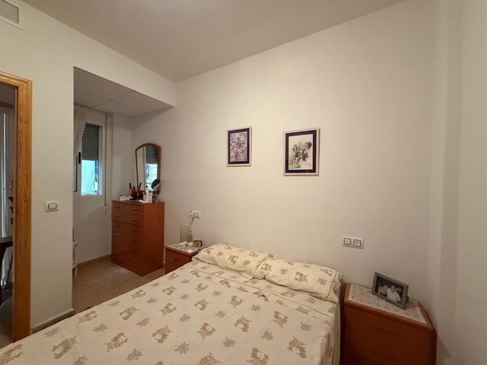 Image No.8-4 Bed Property for sale