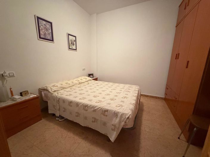 Image No.9-4 Bed Property for sale