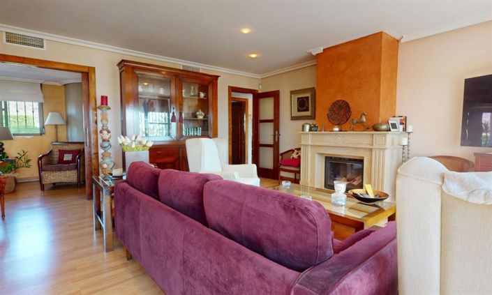 Image No.12-5 Bed Villa for sale