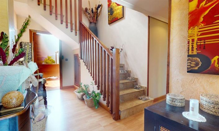 Image No.17-5 Bed Villa for sale