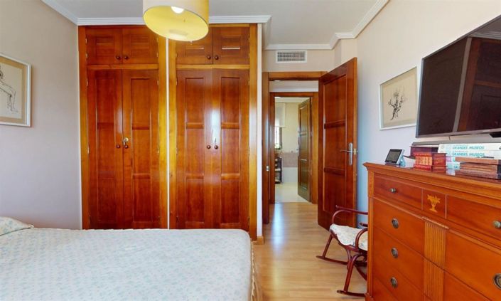 Image No.26-5 Bed Villa for sale