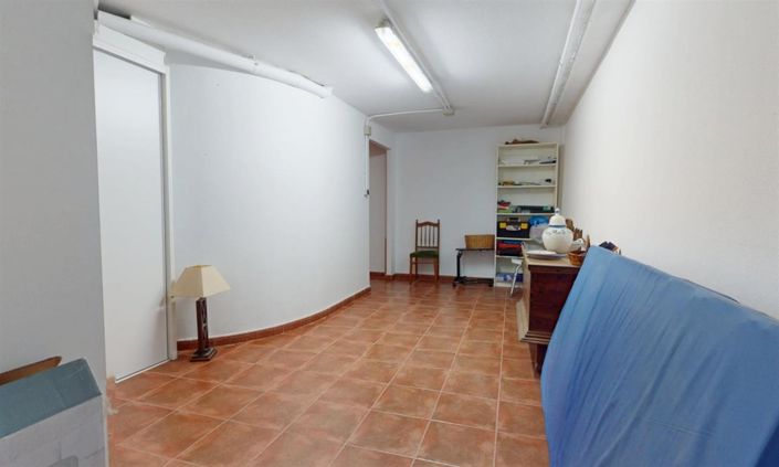 Image No.29-5 Bed Villa for sale