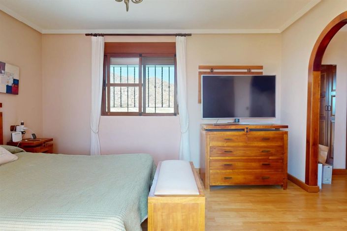 Image No.39-5 Bed Villa for sale