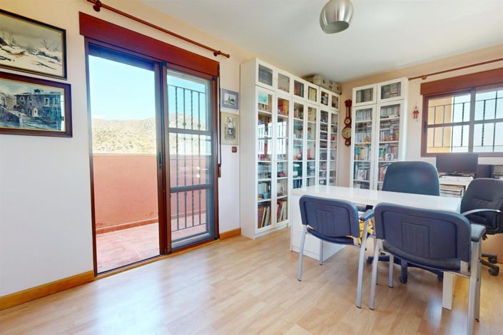 Image No.40-5 Bed Villa for sale