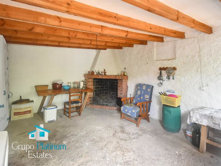 Image No.25-5 Bed Property for sale