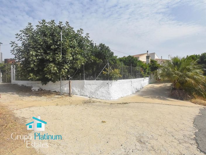 Image No.32-5 Bed Property for sale