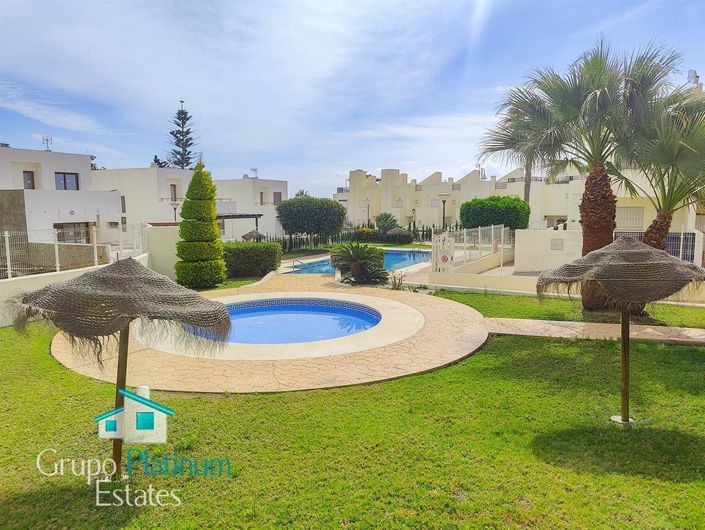 Image No.21-3 Bed Property for sale