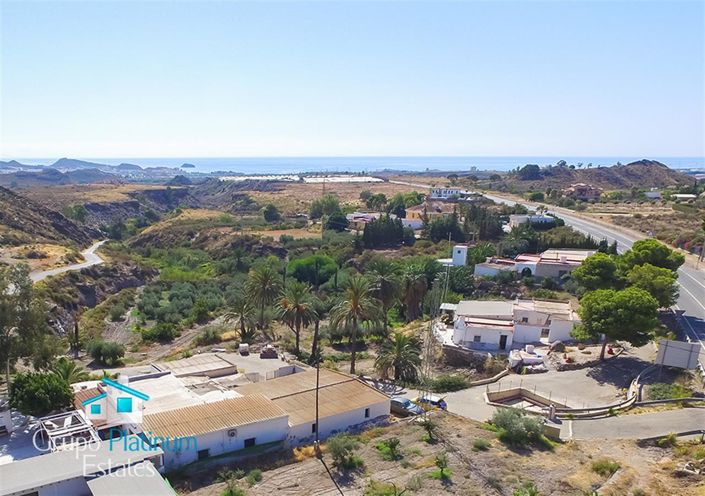 Image No.7-4 Bed Villa for sale