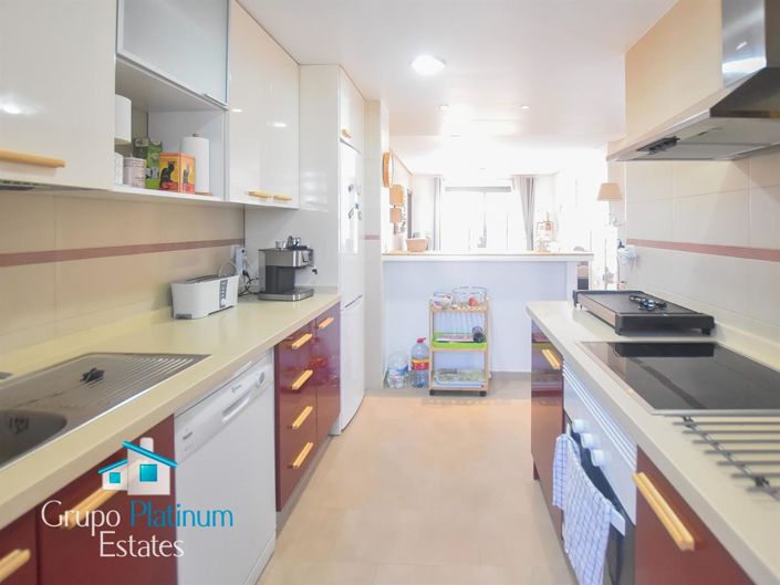 Image No.13-2 Bed Property for sale