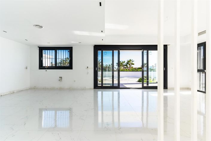 Image No.33-4 Bed Villa for sale