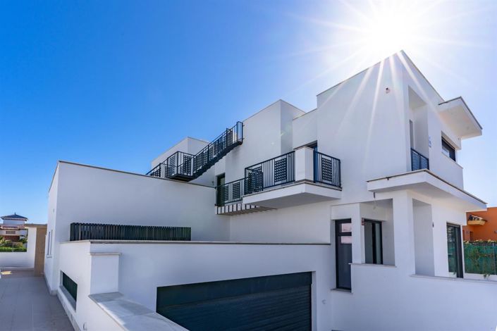 Image No.9-4 Bed Villa for sale