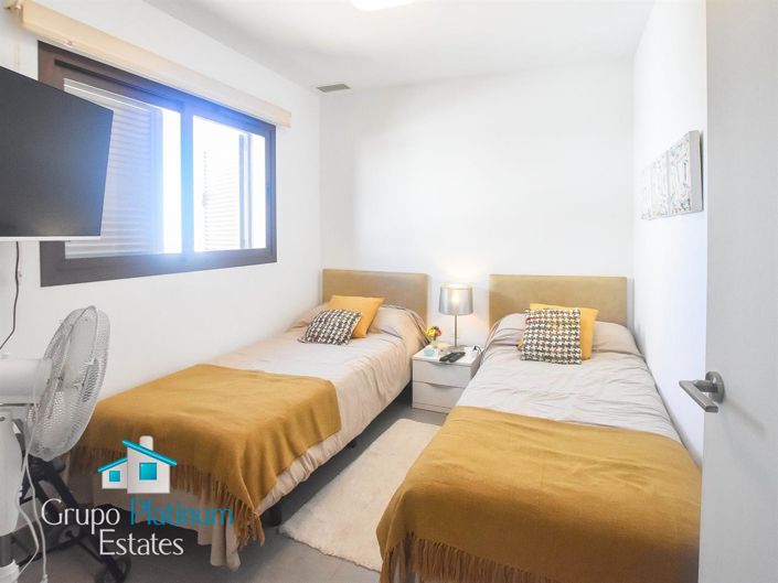 Image No.17-3 Bed Apartment for sale