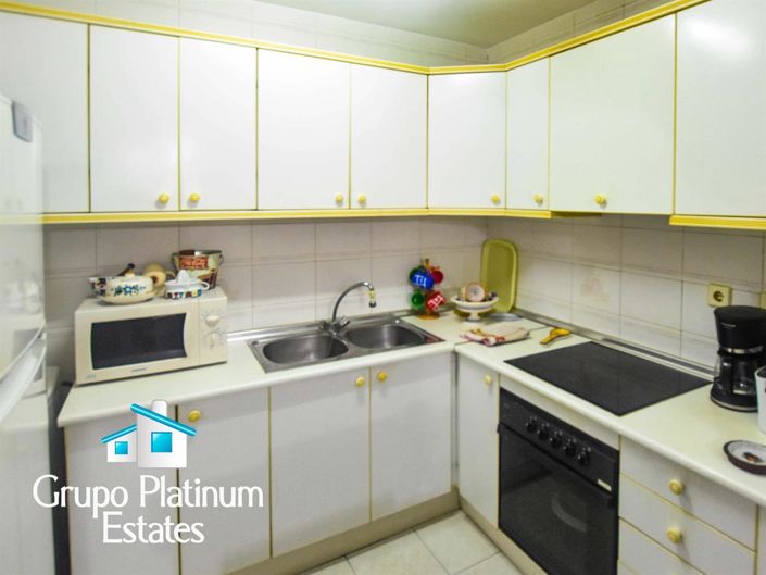 Image No.9-3 Bed Property for sale