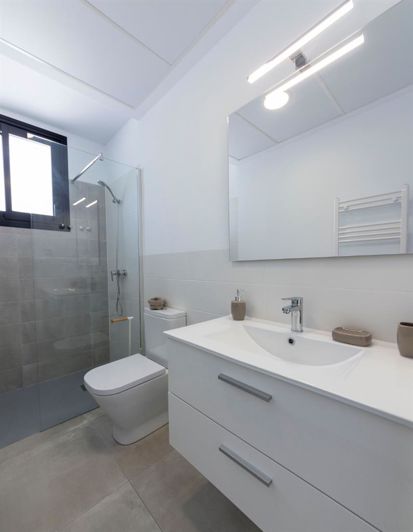 Image No.25-2 Bed Villa for sale