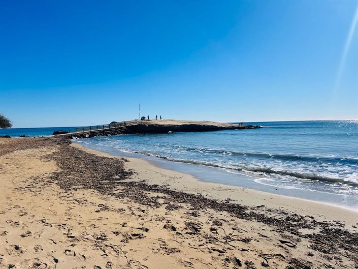 Image No.12-2 Bed Property for sale