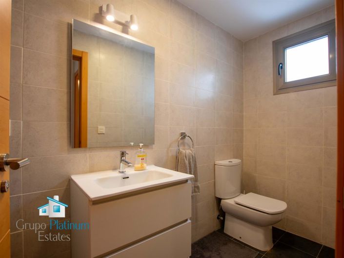 Image No.11-3 Bed Apartment for sale