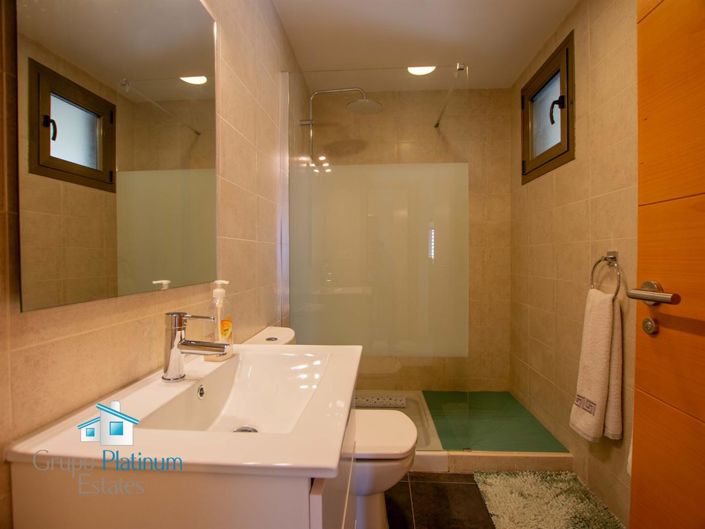 Image No.15-3 Bed Apartment for sale