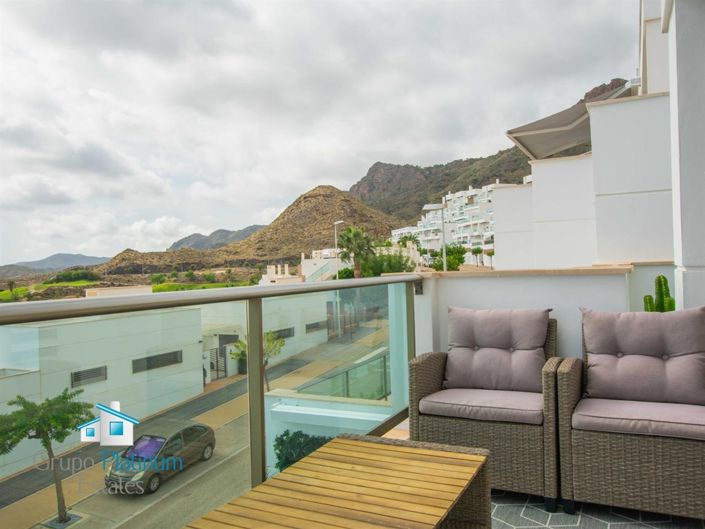 Image No.19-3 Bed Apartment for sale