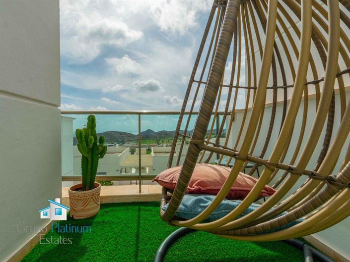 Image No.20-3 Bed Apartment for sale