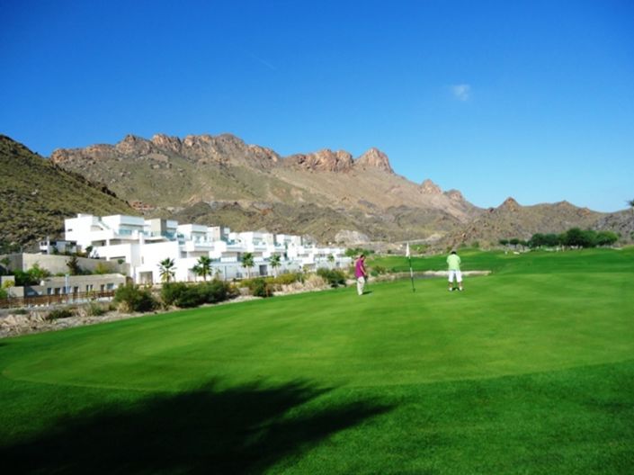 Image No.25-3 Bed Apartment for sale