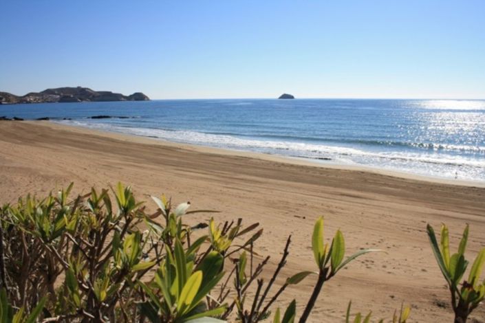 Image No.27-3 Bed Apartment for sale