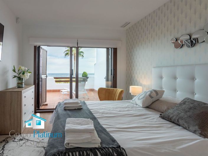 Image No.18-2 Bed Property for sale