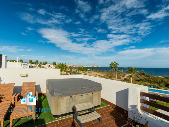 Image No.25-2 Bed Property for sale