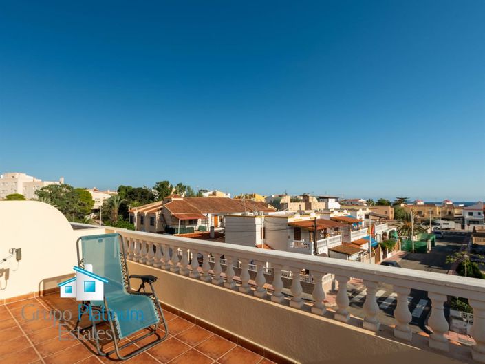 Image No.21-3 Bed Property for sale