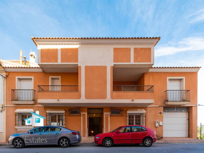 Image No.38-6 Bed Property for sale