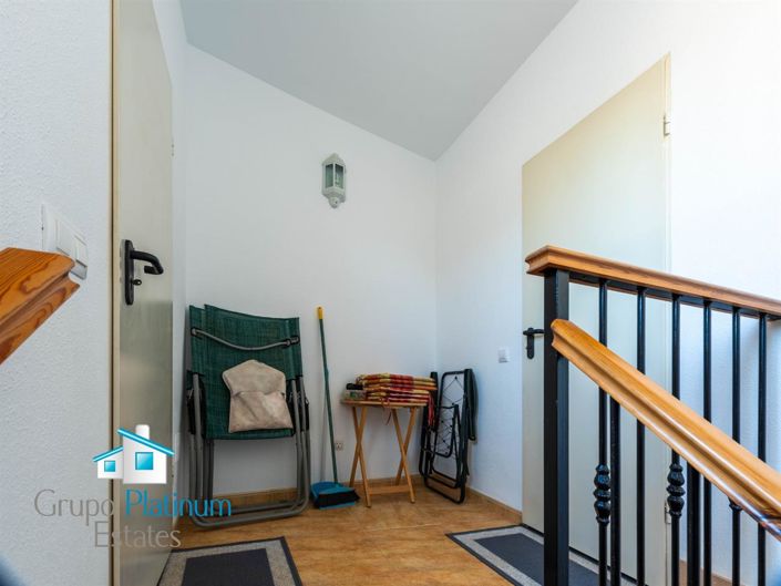 Image No.19-3 Bed Property for sale